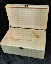 Load image into Gallery viewer, Handled Rectangle Box - Celtic Knot Border Design Personalised Free Box