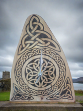 Load image into Gallery viewer, Clock Celtic Knot Design
